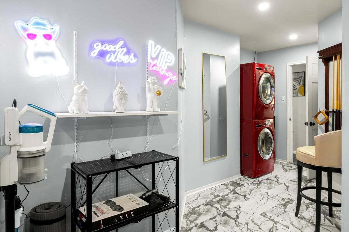 5Br Retreat With Game Room, Hot Tub & Big Yard - Sleeps 16 - 15 Min To Dt Austin Exterior photo